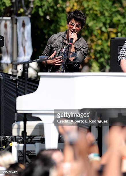 Musician Joe Jonas performs live at the Grove to kick off the summer concert series on May 15, 2010 in Los Angeles, California.