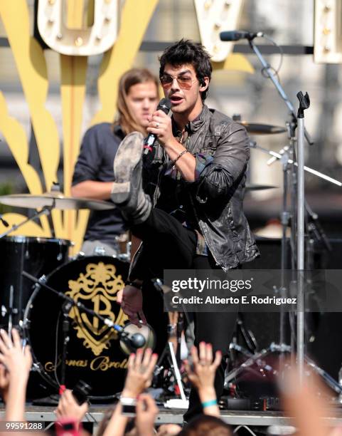 Musician Joe Jonas performs live at the Grove to kick off the summer concert series on May 15, 2010 in Los Angeles, California.