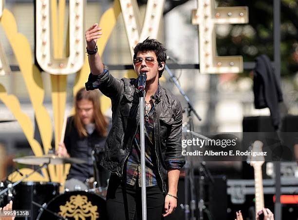 Musician Joe Jonas performs live at the Grove to kick off the summer concert series on May 15, 2010 in Los Angeles, California.