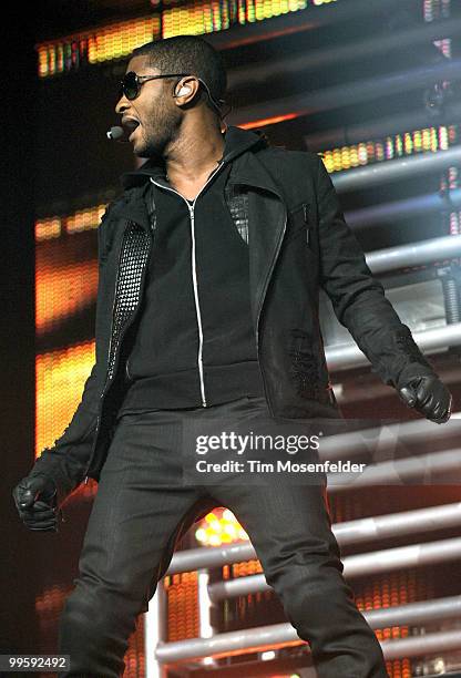 Usher performs as part of KIIS FM's Wango Tango 2010 at Staples Center on May 15, 2010 in Los Angeles, California.