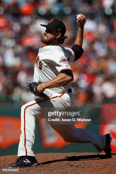 Ray Black of the San Francisco Giants pitches against the St. Louis Cardinals during the eighth inning at AT&T Park on July 8, 2018 in San Francisco,...