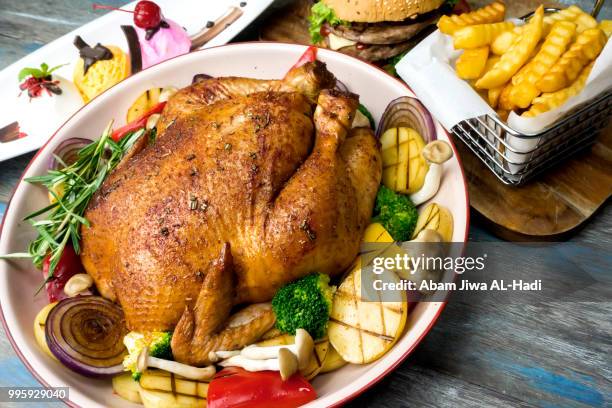 roasted chicken - hadi stock pictures, royalty-free photos & images