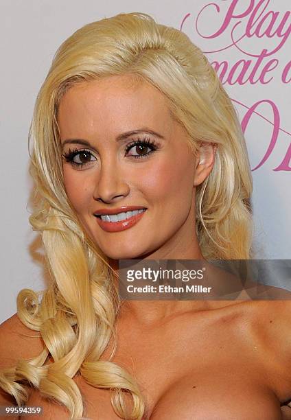 Model and television personality Holly Madison arrives at a party to introduce model Hope Dworaczyk as the 2010 Playboy Playmate of the Year at the...