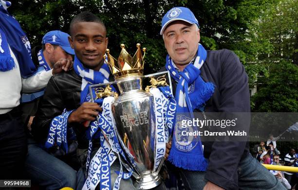 Salomon Kalou and Chelsea Manager Carlo Ancelotti pose with the Premier League trophy during the Chelsea Football Club Victory Parade on May 16, 2010...