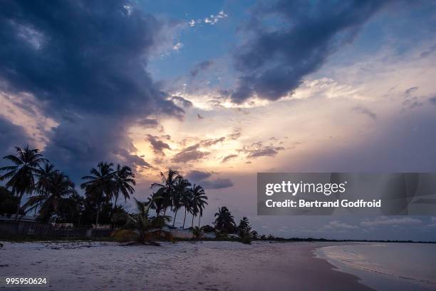 sunset at sogara beach, gabon - gabon stock-fotos und bilder