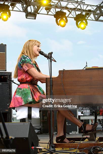 Grace Potter & The Nocturnals perform at The Hangout Beach Music and Arts Festival on May 15, 2010 in Gulf Shores, Alabama.