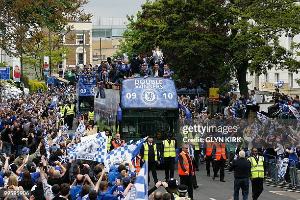 Chelsea's Captain John Terry , English midfielder Frank Lampard , Czech goalkeeper Petr Cech and Ivorian striker Didier Drogba show off the Barclays...