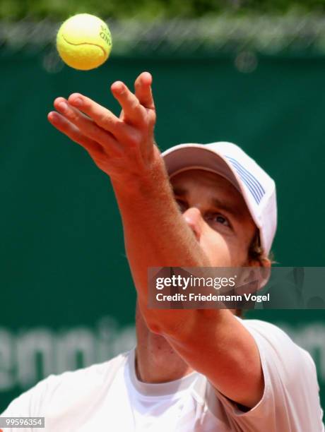 Sam Querrey of the USA in action during his match against Peter Luczak of Australia during day one of the ARAG World Team Cup at the Rochusclub on...