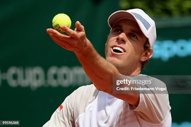 Sam Querrey of the USA in action during his match against Peter Luczak of Australia during day one of the ARAG World Team Cup at the Rochusclub on...