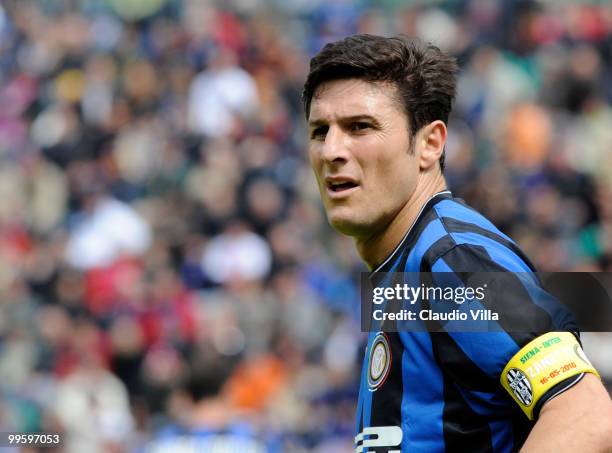 Javier Zanetti of FC Internazionale Milano during the Serie A match between AC Siena and FC Internazionale Milano at Stadio Artemio Franchi on May...