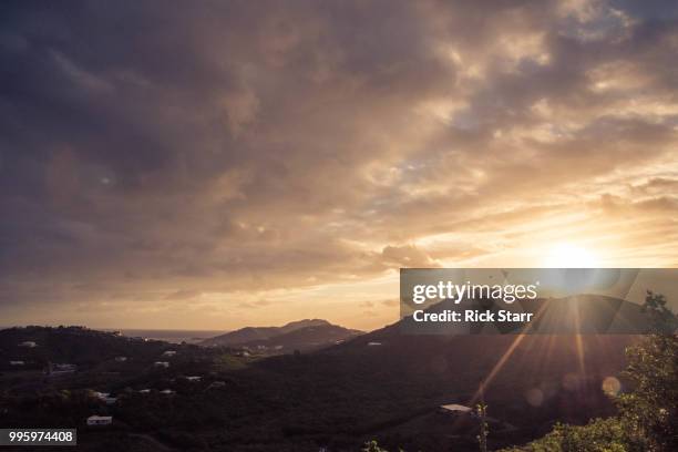 caribbean sunrise 20151120 - starr stock pictures, royalty-free photos & images