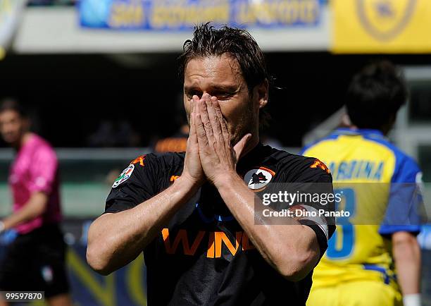 Francesco Totti of Roma shows dejection during the Serie A match between AC Chievo Verona and AS Roma at Stadio Marc'Antonio Bentegodi on May 16,...