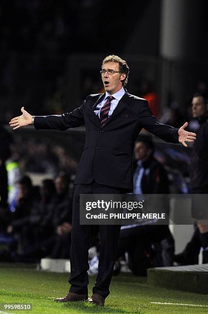Bordeaux French coach Laurent Blanc reacts during the UEFA Champion's League quarter final football match Lyon vs. Bordeaux, on March 30, 2010 at the...