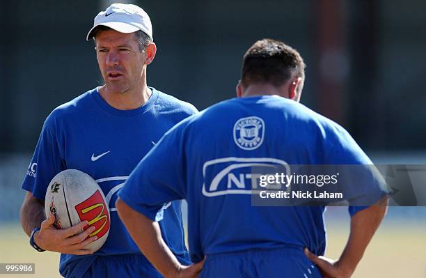 Coach Steve Folkes during the Bulldogs morning training session held at Belmore Sports Ground, Sydney, Australia, ahead of their Friday night clash...