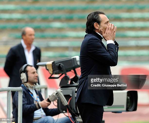 Cesre Prandelli head coach of Fiorentina during the Serie A match between AS Bari and ACF Fiorentina at Stadio San Nicola on May 16, 2010 in Bari,...