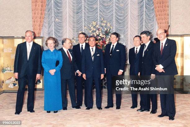 President Ronald Reagan, Japanese Prime Minister Yasuhiro Nakasone, French President Francois Mitterrand, European Council Chairman Ruud Lubbers,...