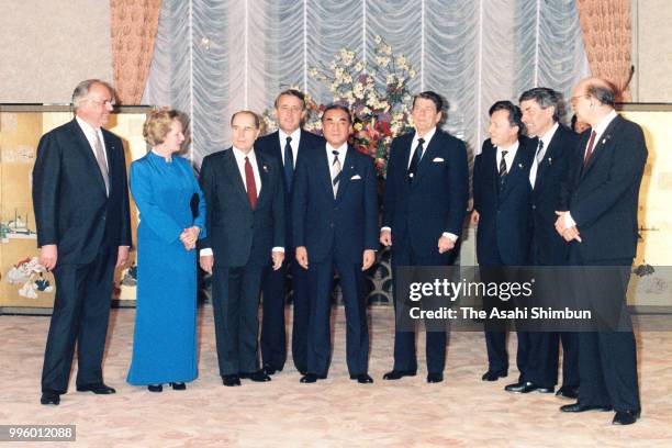 President Ronald Reagan, Japanese Prime Minister Yasuhiro Nakasone, French President Francois Mitterrand, European Council Chairman Ruud Lubbers,...