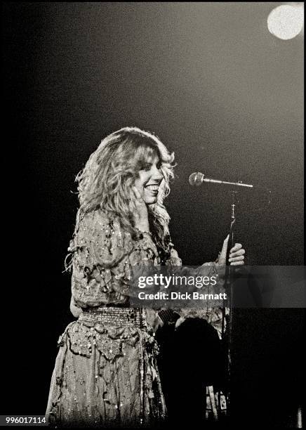 Judy Tzuke performs on stage at the Dominion Theatre, London on June 23, 1981.