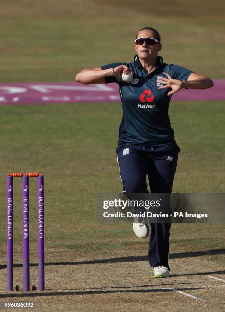 England's Laura Marsh during the Second One Day International Women's match at the 3aaa County Ground, Derby