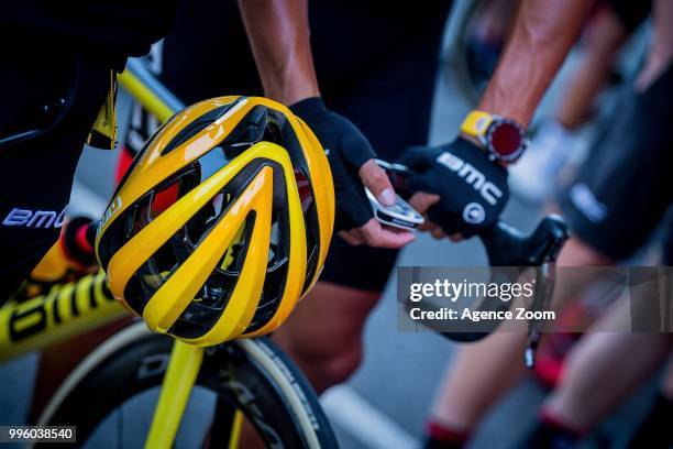 Ambiance during the stage 04 of the Tour de France 2018 on July 10, 2018 in Sarzeau, France.