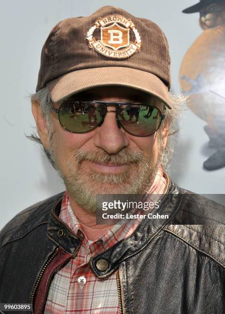 Director/producer Steven Spielberg arrives at the "Shrek Forever After" Los Angeles premiere held at Gibson Amphitheatre on May 16, 2010 in Universal...