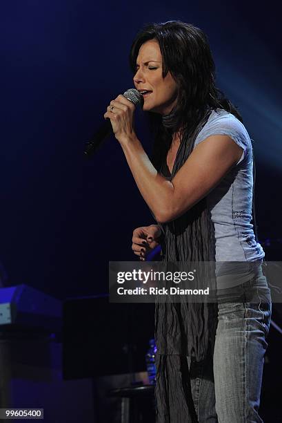 Singer/Songwriter Martina McBride rehearses for the Music City Keep on Playin' benefit concert at the Ryman Auditorium on May 16, 2010 in Nashville,...