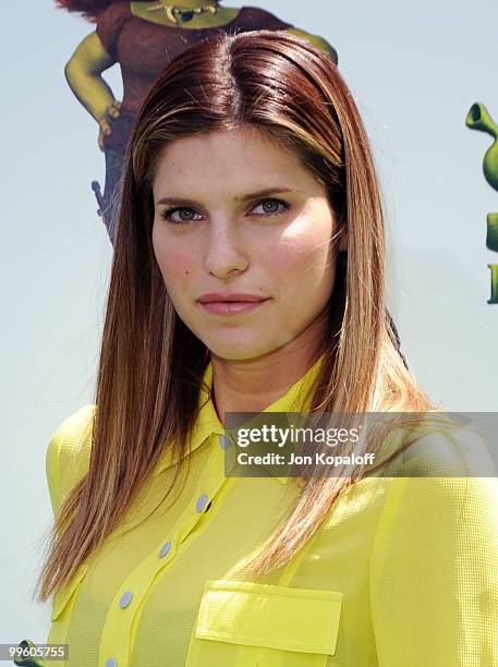 Actress Lake Bell arrives at the Los Angeles Premiere "Shrek Forever After" at Gibson Amphitheatre on May 16, 2010 in Universal City, California.