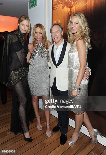 Model Karolina Kurkova, Gucci Creative Director Frida Giannini, Designer Tommy Hilfiger and Dee Hilfiger attend the Vanity Fair attends the Vanity...