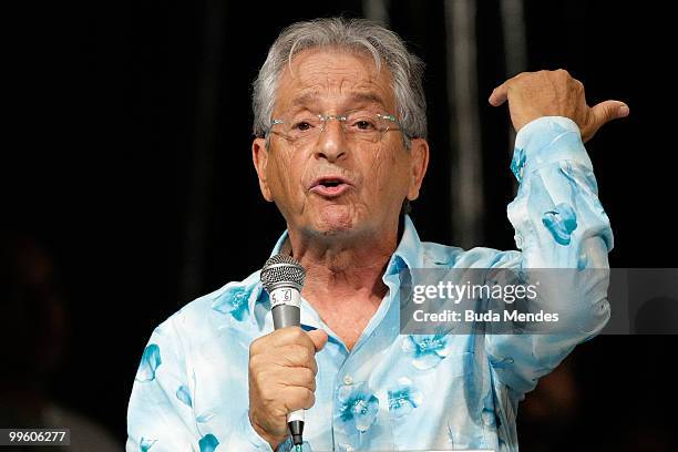 Fernando Gabeira, pre-candidate for the state government of Rio de Janeiro, speaks during a conference to launch Marina Silva's campaign for the 2010...