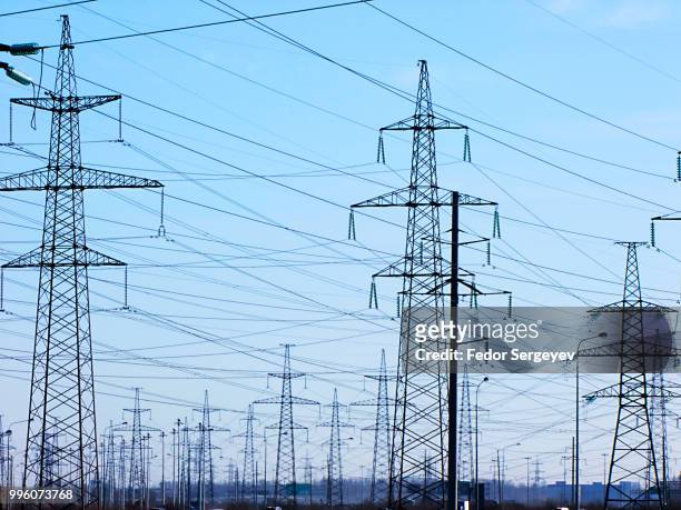 electricity - fedor ストックフォトと画像