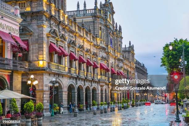 puebla village in mexico - ville de puebla photos et images de collection