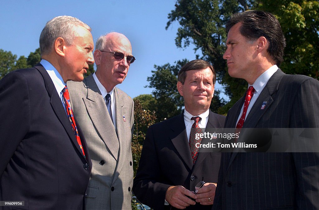 From left Sens. Orrin Hatch, R-Utah, Bob Bennett, R-Utah, Mi
