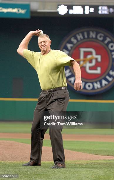 Former Senator's player Frank Howard threw out the first pitch at the 46th Annual Roll Call Congressional Baseball Game.
