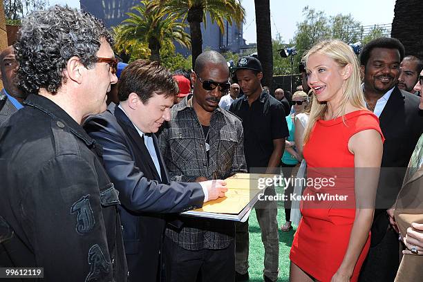 Actors Antonio Banderas, Mike Myers, Eddie Murphy and Cameron Diaz arrive at the premiere of DreamWorks Animation's "Shrek Forever After" at Gibson...