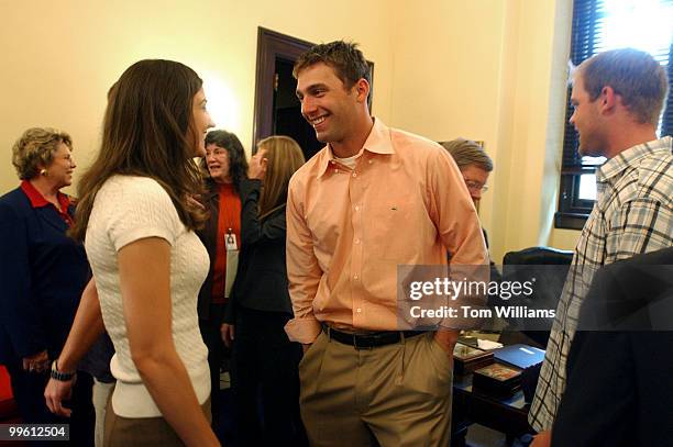 Atlanta Brave right fielder Jeff Francoeur, talks with Sen. Johnny Isakson, R-Ga., staffer Kate Michael after a meeting with the Senator. Members of...