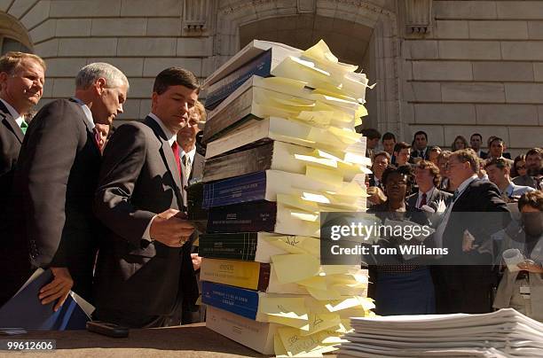 From left, Reps. Ted Poe, R-Texas, Mike Pence, R-Ind., Jeb Hensarling, R-Texas, and Jeff Flake, R-Ariz., attend a news conference to call for budget...