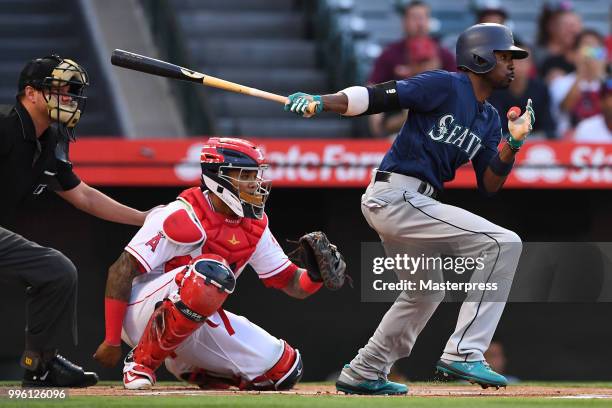 Dee Gordon of the Seattle Mariners at bat during the MLB game against the Los Angeles Angels at Angel Stadium on July 10, 2018 in Anaheim, California.