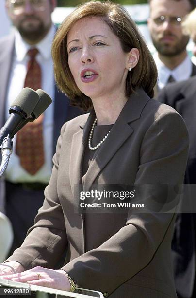 Sen. Maria Cantwell, D-WA, at a press conference to protest the Bush adminisration's plans to kill the Roadless Area Conservation Rule.