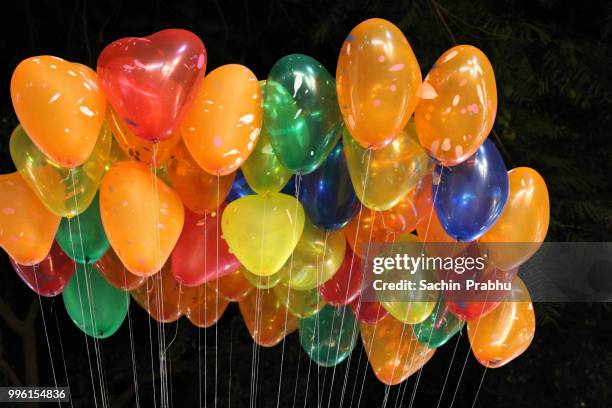 balloons - sachin stockfoto's en -beelden