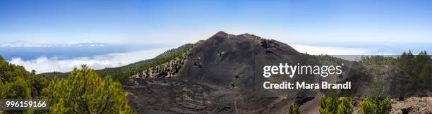 duraznero volcano, --ruta de los volcanes--, volcano route, cumbre vieja natural park, la palma, canary islands, spain - ruta stock pictures, royalty-free photos & images