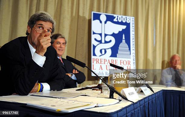 From left, Sen. John Kerry, D-Mass., left, Sen. Gordon Smith, R-Ore., and Andy Stern, president, SEIU, were among a panel discussing trends in...