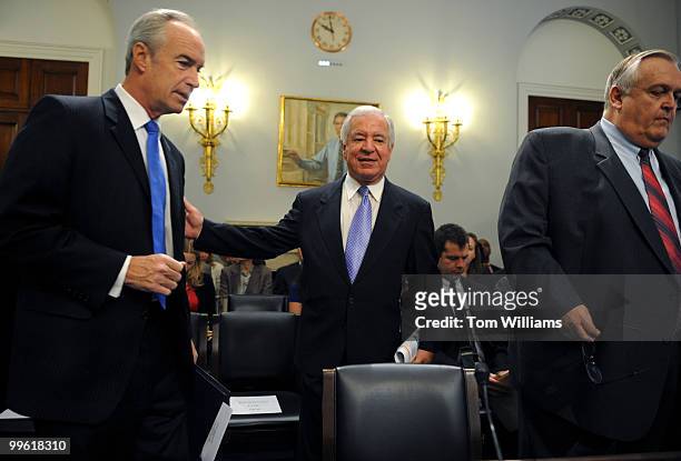 Chairman of the House Committee on Natural Resources Nick Rahall, D-W.V., welcomes Secretary of the Interior Dirk Kempthorne, left, and Inspector...