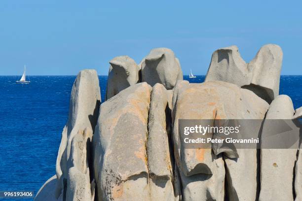 rock formation on one of the lavezzi islands or iles lavezzi in bonifacio, corse-du-sud, corsica, france - lavezzi foto e immagini stock