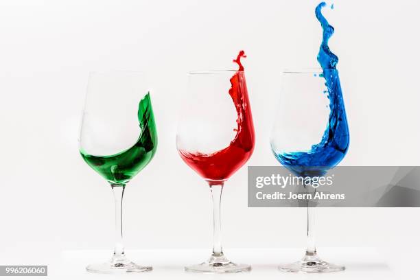 splash in the glass - ahrens stock pictures, royalty-free photos & images