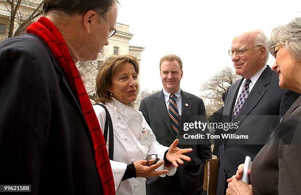 From left, Rep. Sam Farr, D-Calif., restaurant owner Nora Poullion, Rep. Chris Van Hollen, D-Md., Sen. Pat Leahy, D-Vt., and Rep. Lynn Woolsey,...