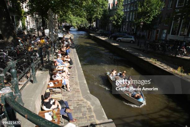 amsterdam city during summer - paulo amorim stock pictures, royalty-free photos & images