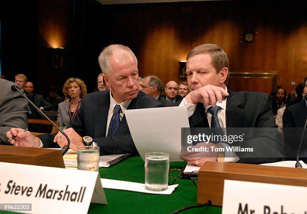 Robert Malone President Photos and Premium High Res Pictures - Getty Images