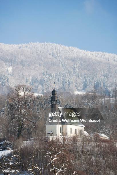 pilgrimage church of maria hilf, mondsee, salzkammergut, upper austria, austria - vocklabruck stock pictures, royalty-free photos & images