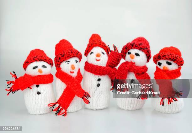 snowmen, hand-knitted - kraus stock pictures, royalty-free photos & images