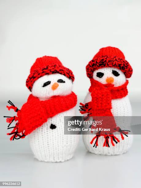 snowmen, hand-knitted - kraus stock pictures, royalty-free photos & images